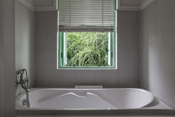 Cost of Fiberglass Tub Installation in Sun City