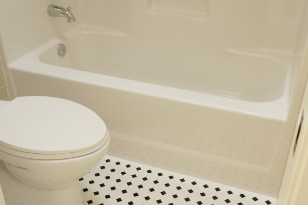 Cost of Fiberglass Tub Replacement in Sun City